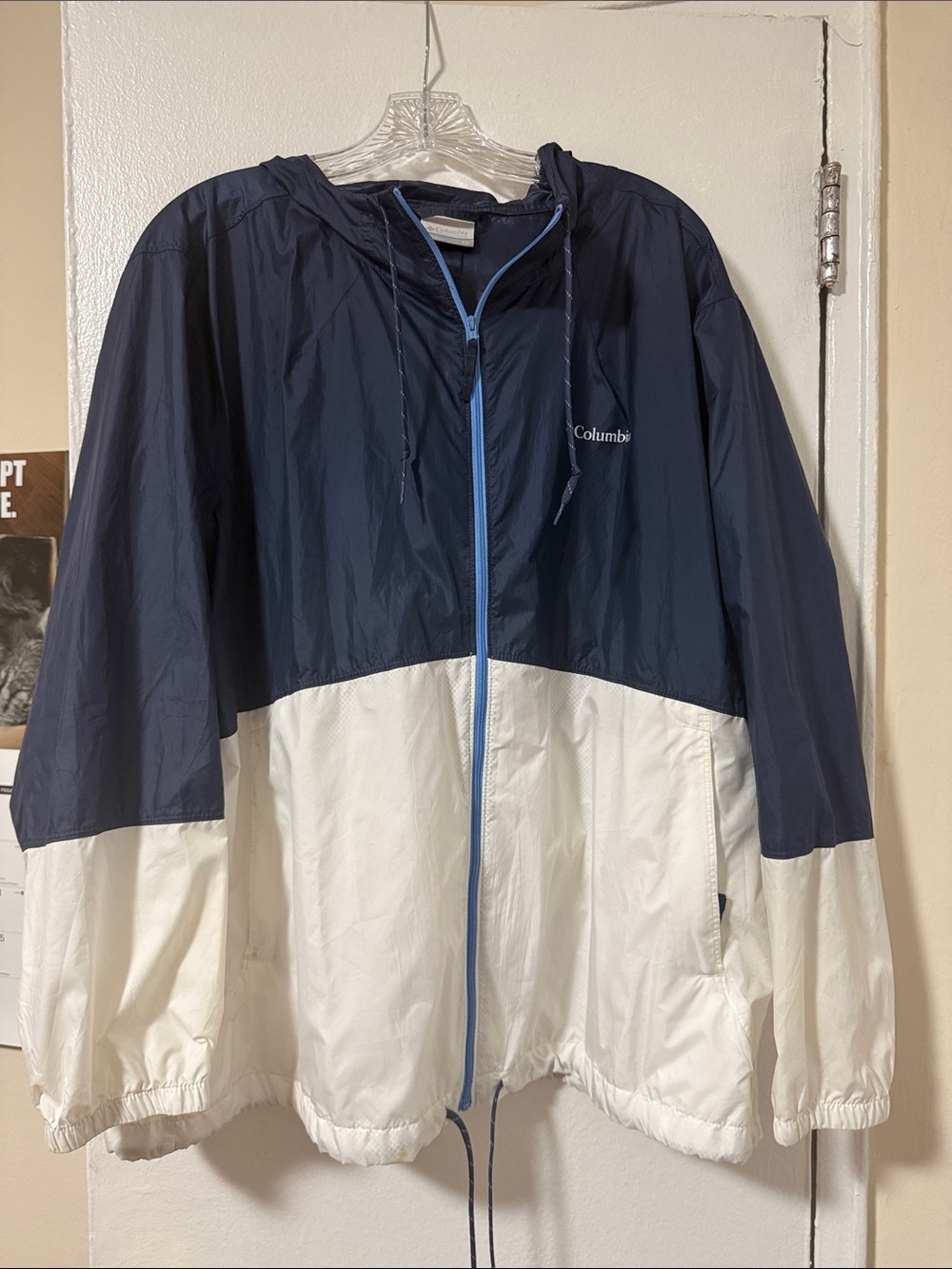 Columbia Navy and White Colorblock Windbreaker Jacket